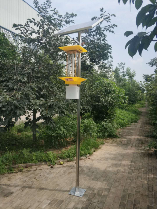 太陽(yáng)能殺蟲(chóng)燈